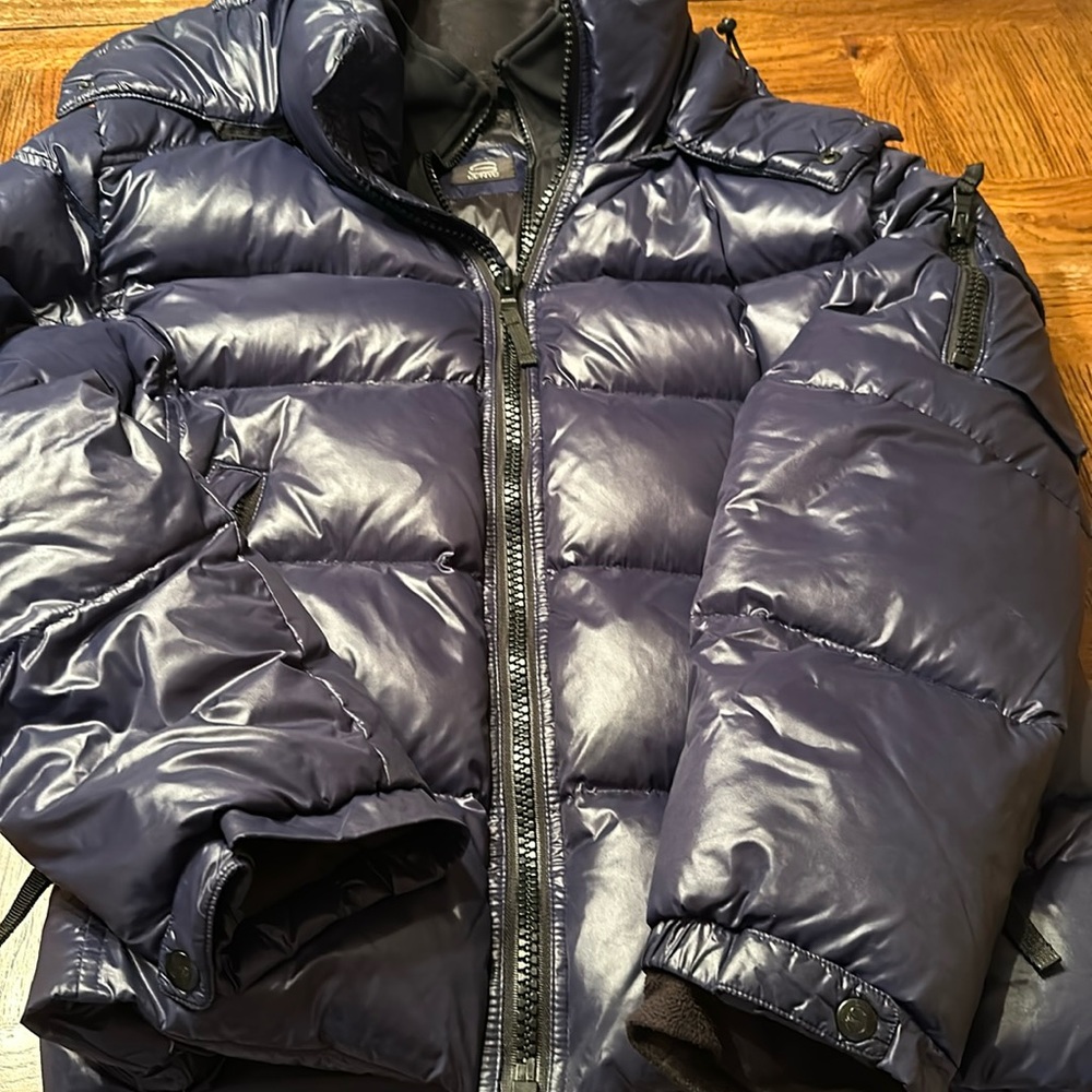 NYC small puffer dark blue jacket